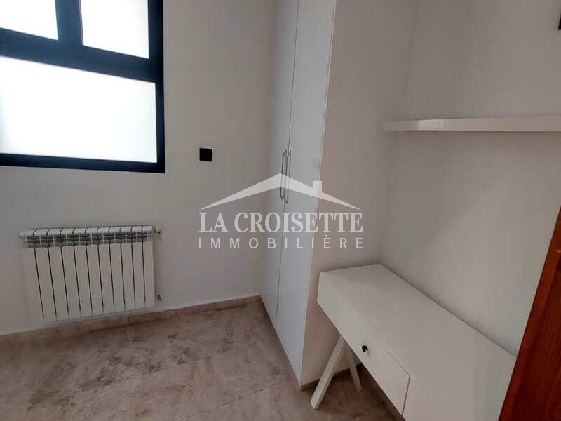 Duplex S+3 meublé à La Marsa